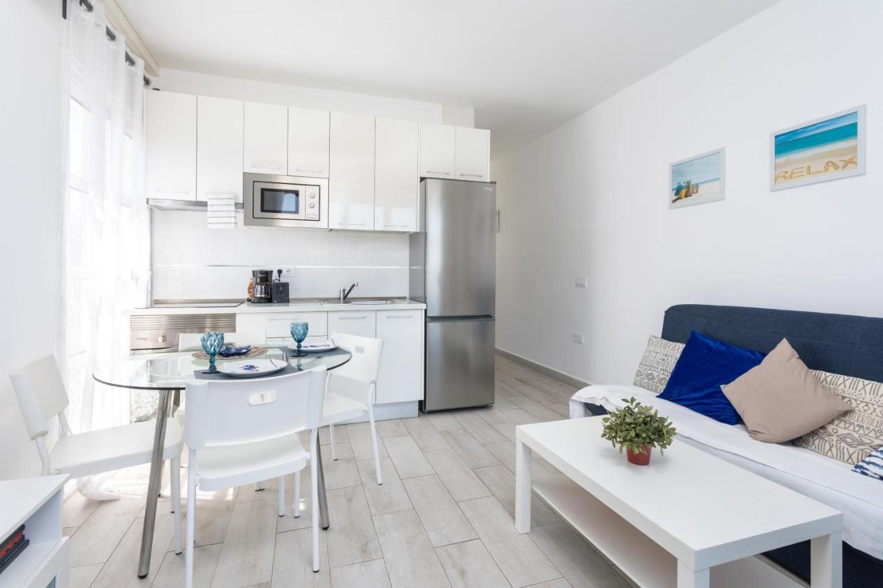 Home2Book Apart Costa Adeje, Pool アデヘ エクステリア 写真